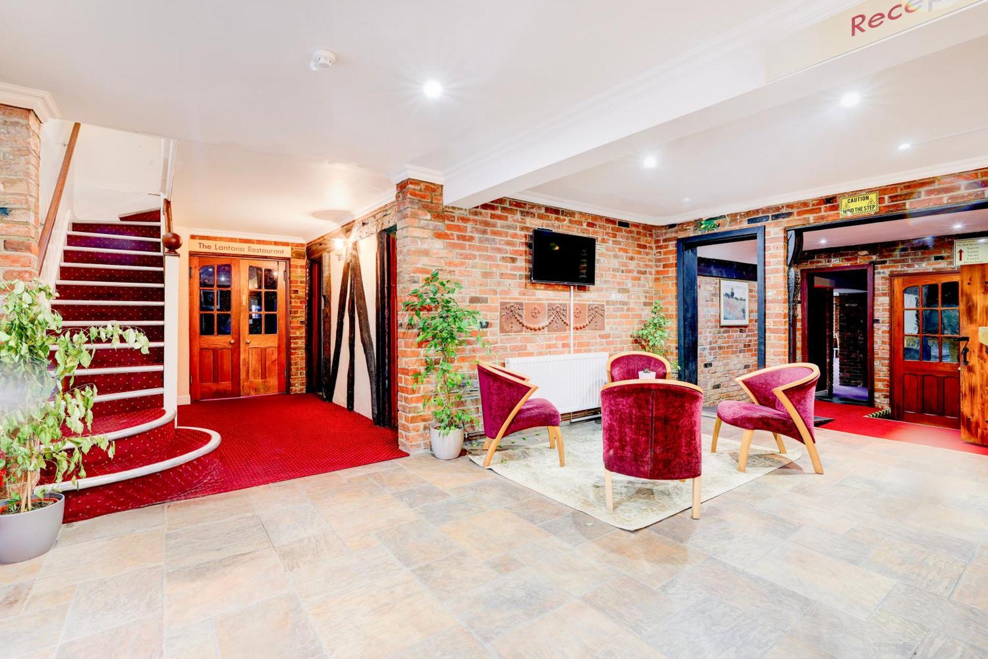 Oyo The Rivenhall Hotel In Witham, Chelmsford Экстерьер фото